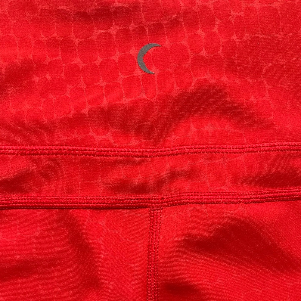 ZYIA Red Scales Pocket Light n Tight High Rise Leggings 28” - Picture 8 of 9